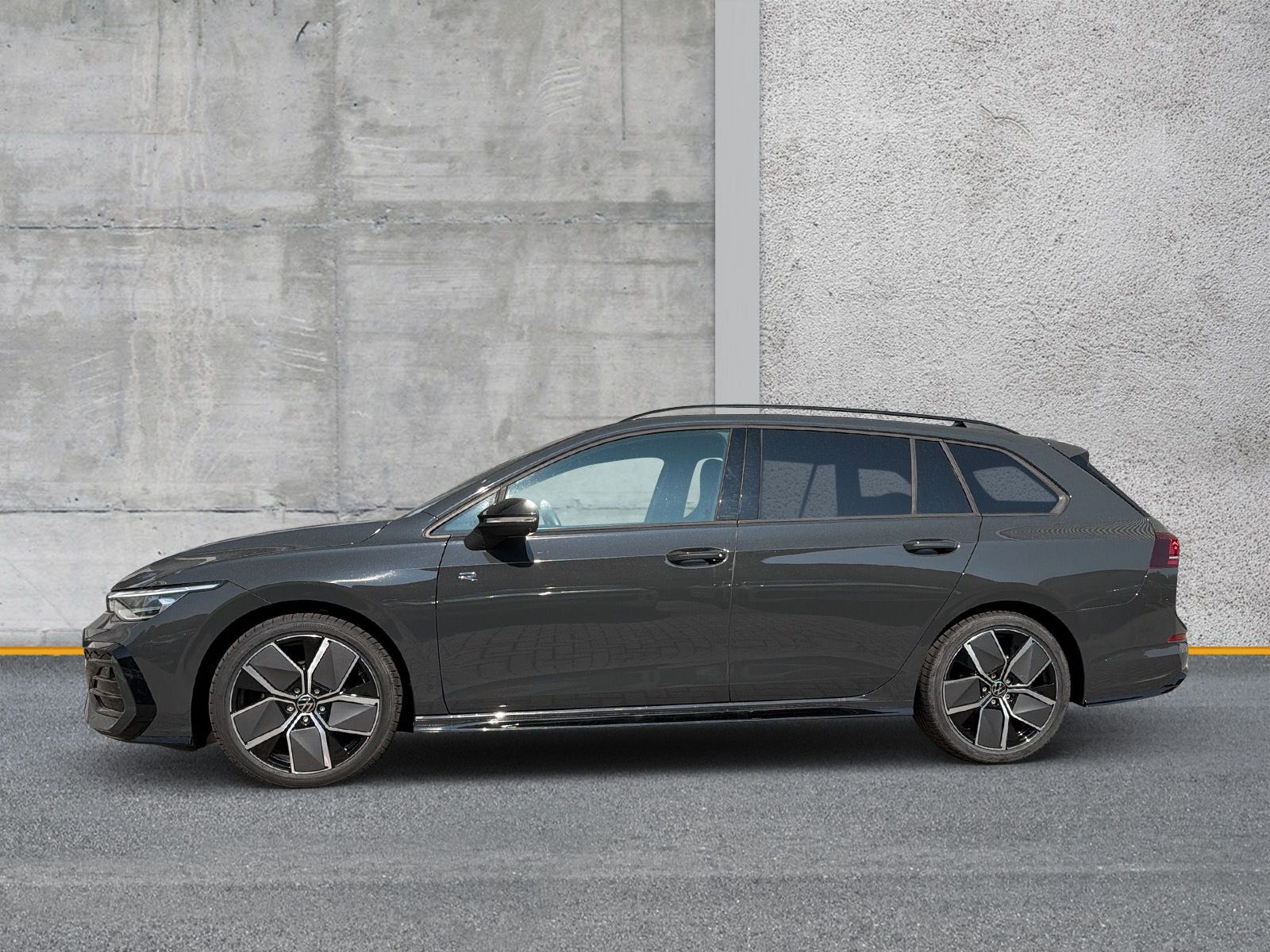Volkswagen Golf VIII Variant 1.5 eTSI DSG R-Line HuD AHK foto 2