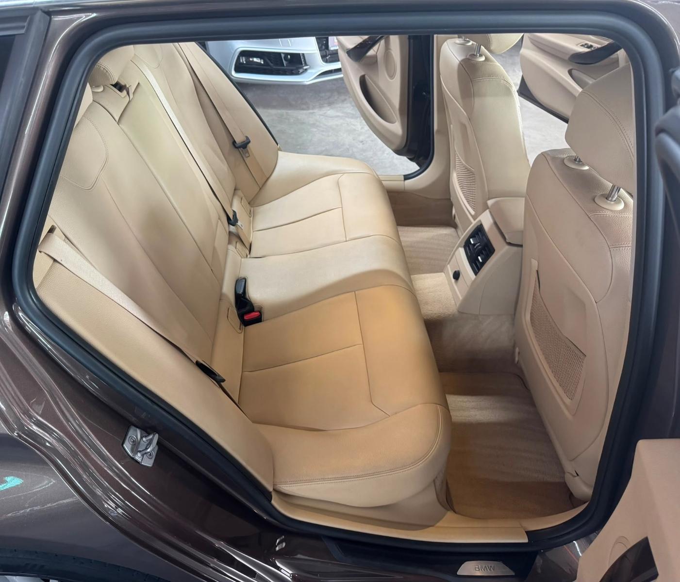 BMW 320D 2.0 184ch LUXURY LINE BVA Sièges chauffants cuir HUD Historique présent - 2EME MAIN