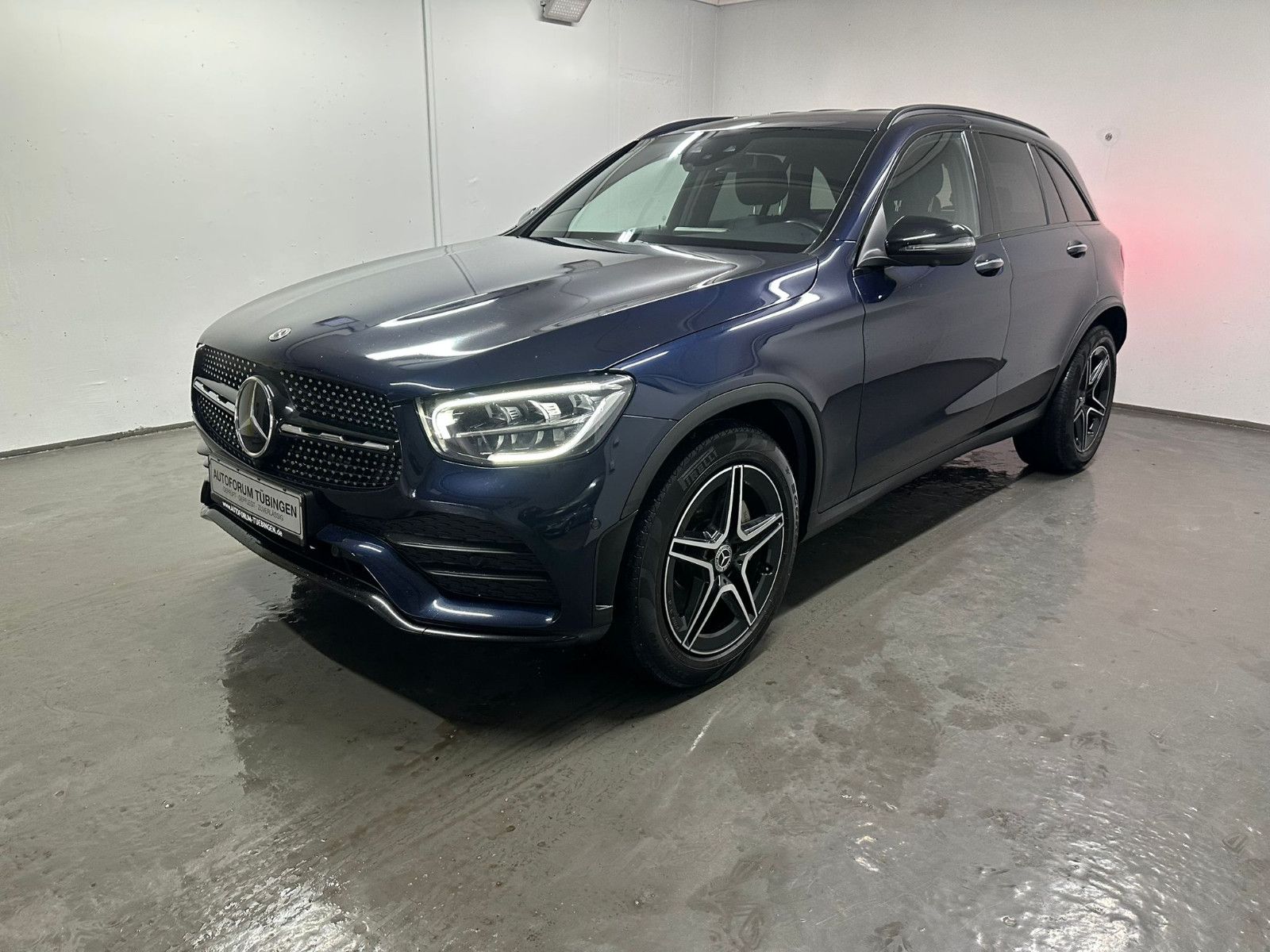 Fahrzeugabbildung Mercedes-Benz GLC 220 d 4MATIC *AMG-LINE*NIGHT*360*