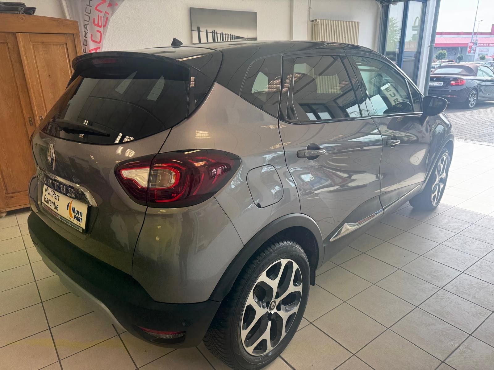 Fahrzeugabbildung Renault Captur Collection / LED / NAVI/KAMERA/SCHECKHEFT
