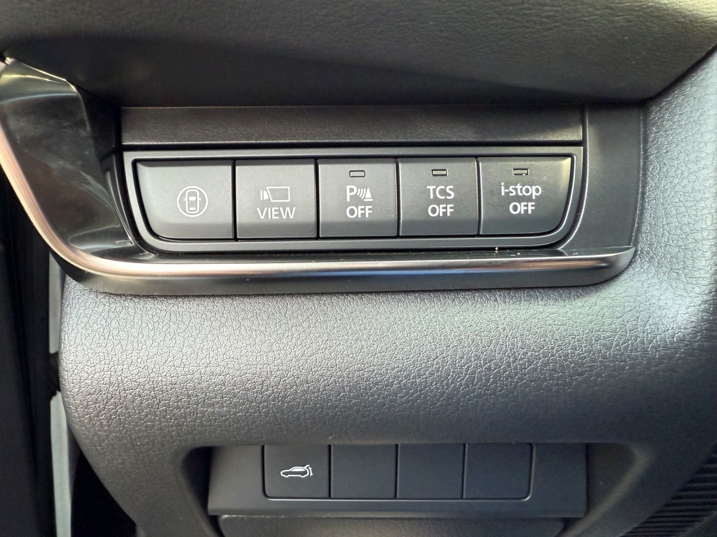 Fahrzeugabbildung Mazda CX-30 2.0 SKYACTIV-G  SHZ+LHZ+Kamera+HUD