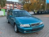 Volvo V70 1 Hand - Volvo V70 Gebrauchtwagen in Hamburg