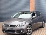 Peugeot 308 Allure Aut/Navi/Kamera/Apple/Pano/LED/Klima/ - Peugeot 308 mit Diesel-Antrieb: Limousine, Klimaanlage