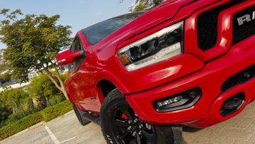 Dodge RAM - 8