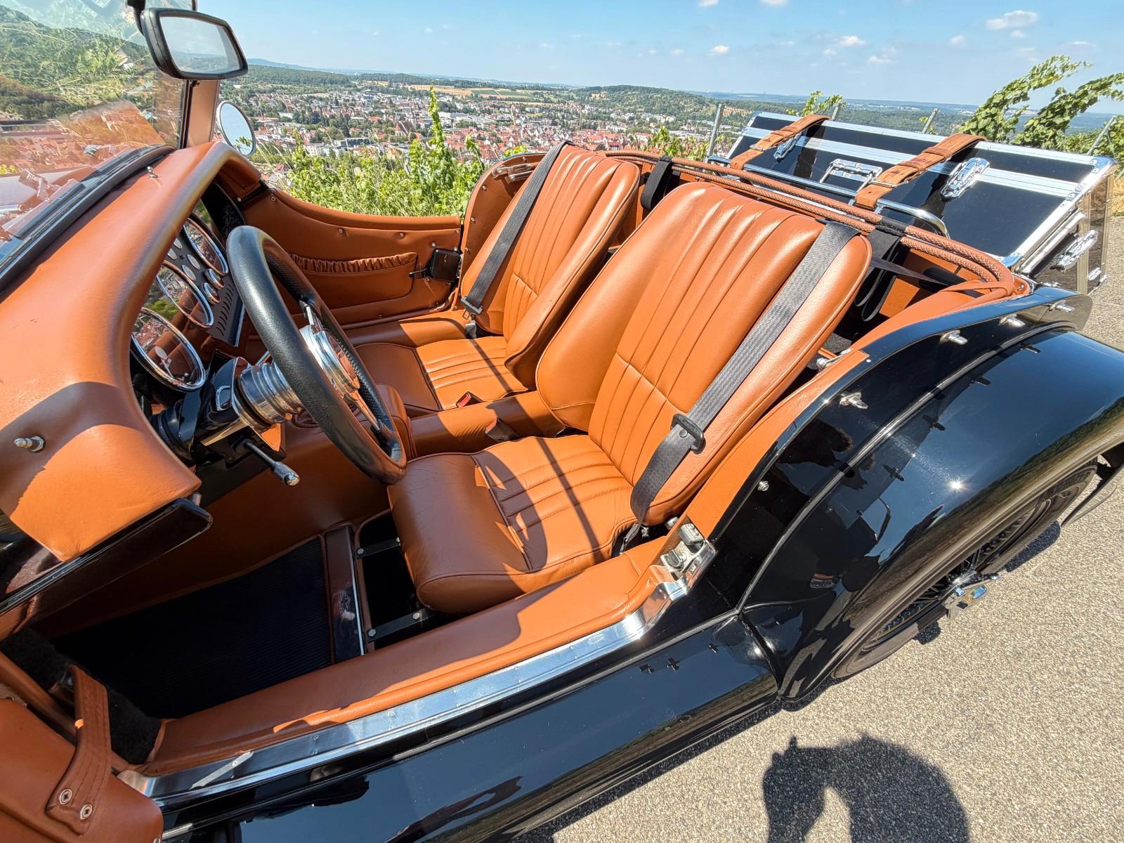 Morgan 4/4 / 1.6 5-G / 1.Hd. / Leder / Sport / Zubehör