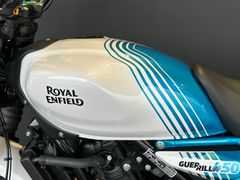ROYAL ENFIELD Guerrilla 450 BRAVA BLUE +++  Letztes Bike  +++