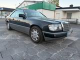 Mercedes-Benz Mercedes Benz W124 Coupé E230 - Mercedes-Benz E 230: Coupe