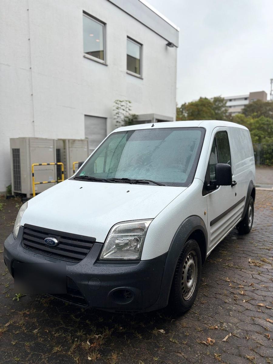 Ford Transit Connect 2012 — interior