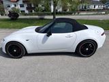 Mazda MX-5 1.5 SKYACTIV-G 132 Exclusive-Line Exclu... - Mazda MX-5: Cabrio