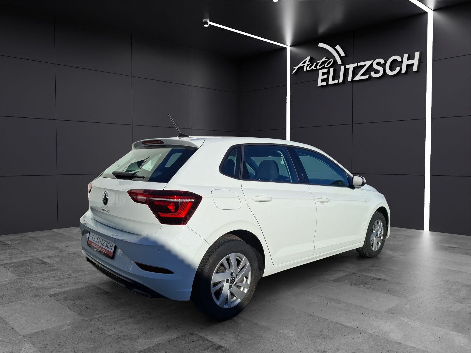 Fahrzeugabbildung Volkswagen Polo TSI Style Matrix Navi AID ACC PDC SH LM