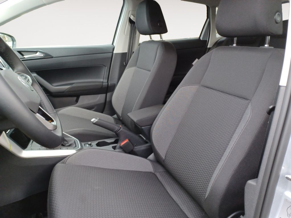 Fahrzeugabbildung Volkswagen Polo 1.0 Life Navi, NSW, Shzg, Climatronic, WR