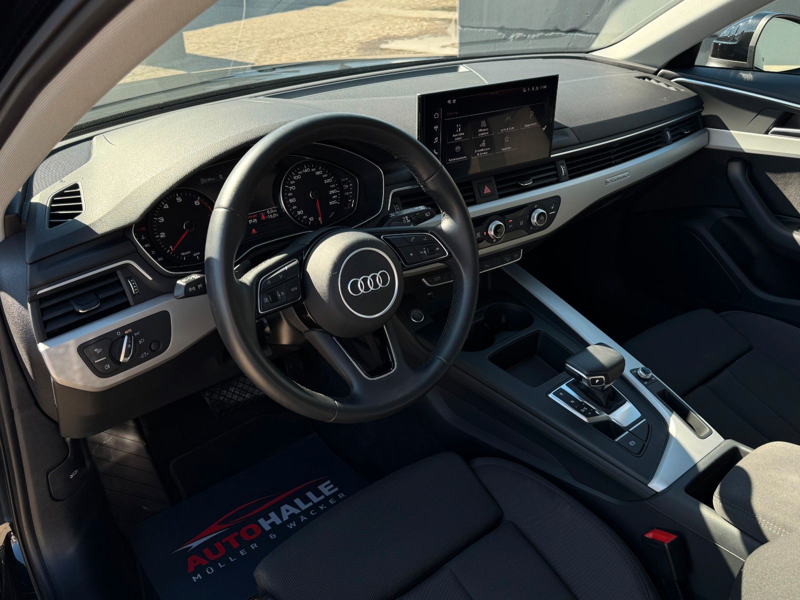 Fahrzeugabbildung Audi A4 Allroad 45 TFSI quattro Pano Temp. Navi SHZ