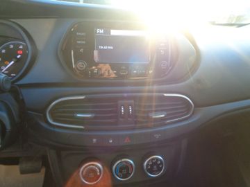 Bild 11 Fiat Tipo Life 1.5 GSE AUT. KLIMA USB DAB TEMPOMAT