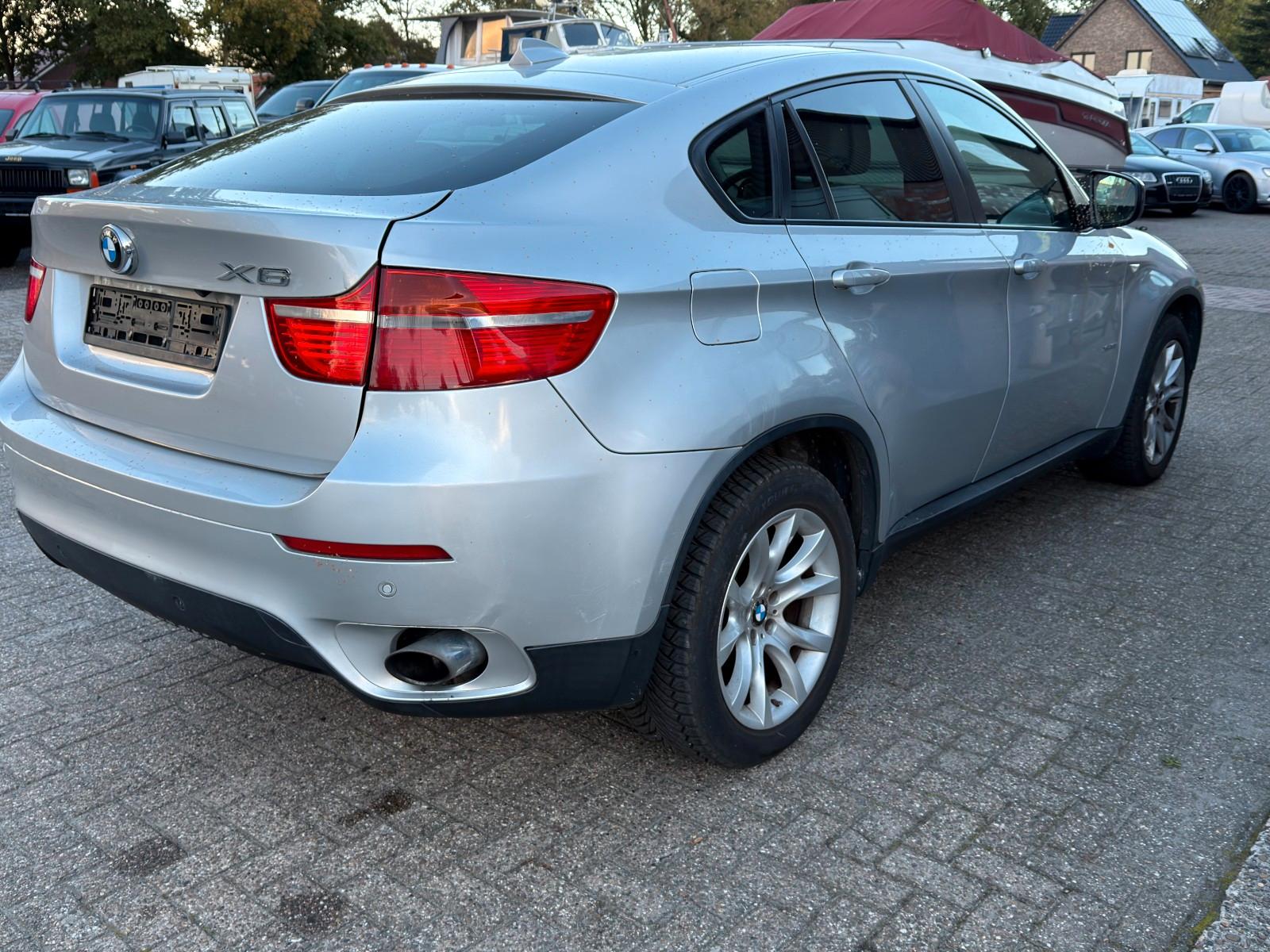 BMW X6 - XDRIVE35I -  306 CV - BVA - VOLANT EN CUIR