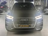 Audi Q5 45 TDI quattro S Line STDHZ/PANO/LED/AHK - Audi Q5 mit Diesel-Antrieb: Teilleder