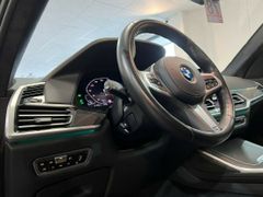 Fahrzeugabbildung BMW X7 30 d xDrive *M-SPORTPAKET* (360/HUD/7SITZ/L
