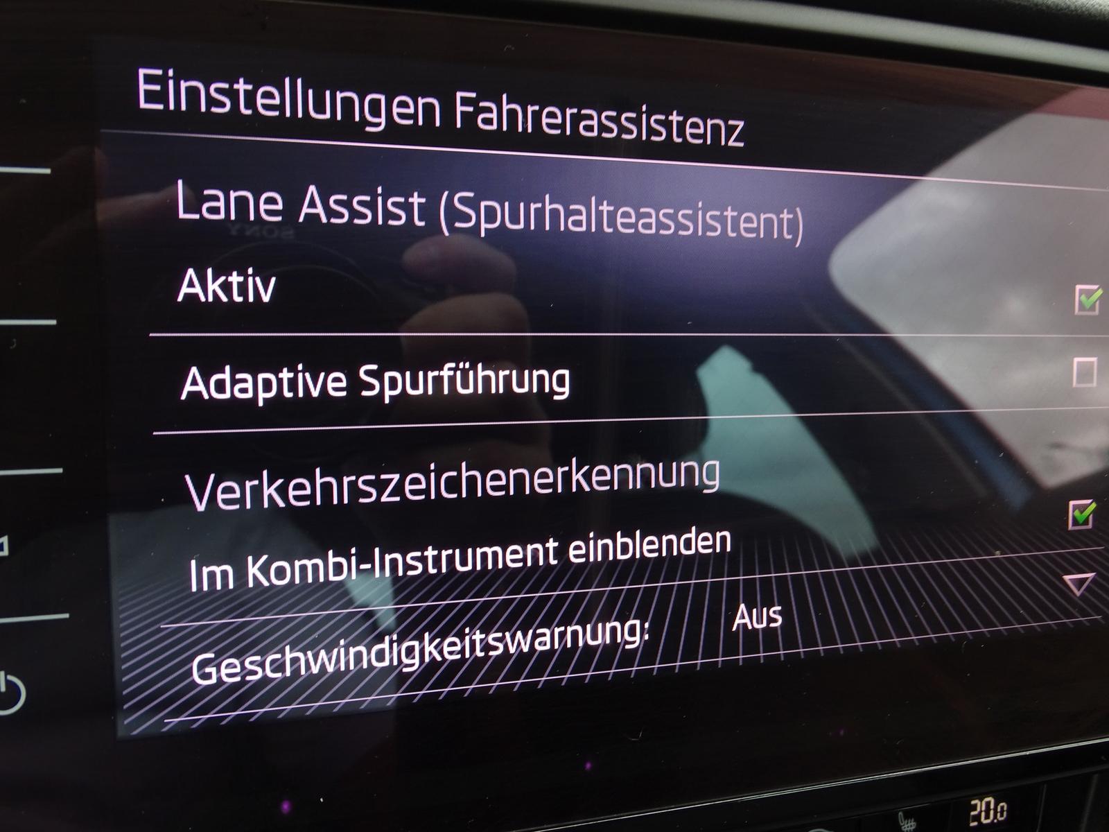 Skoda Octavia Combi 1.4TSI Style LED DCC Memory Canton