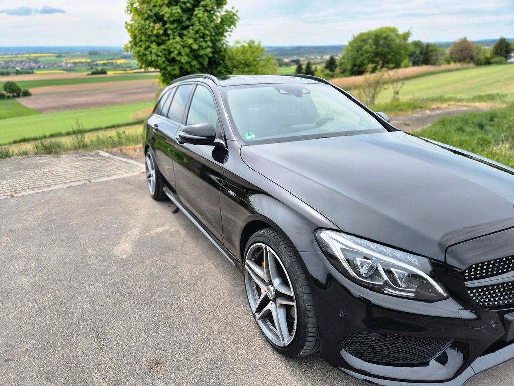 Image of Mercedes-Benz C 450 AMG