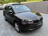 Skoda Karoq 1.6 TDI  Style DSG PANO VIRTUAL TACHO AHK - Skoda Karoq in Bielefeld
