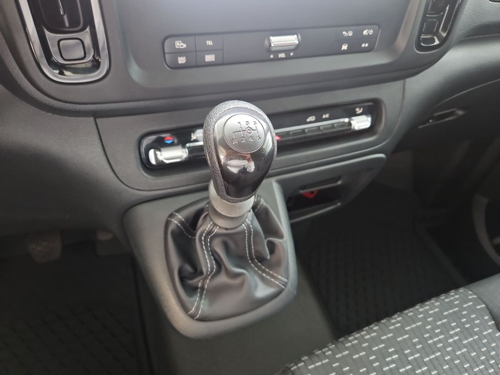 Fahrzeugabbildung Mercedes-Benz Vito 116 Kasten lang MOPF2 MBUX 2xSHZ PTS 270°