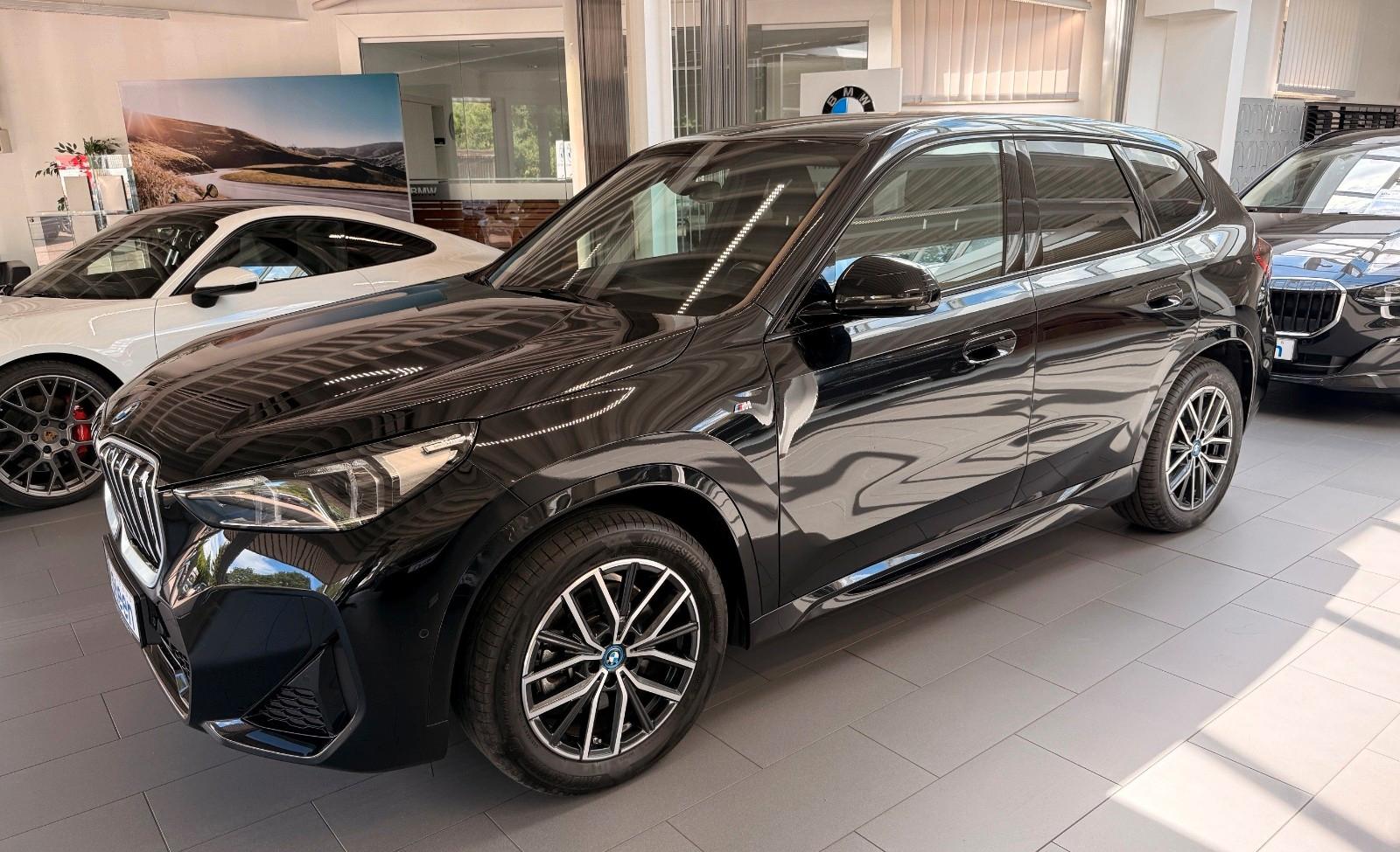 BMW iX1 30 xDrive M Sport