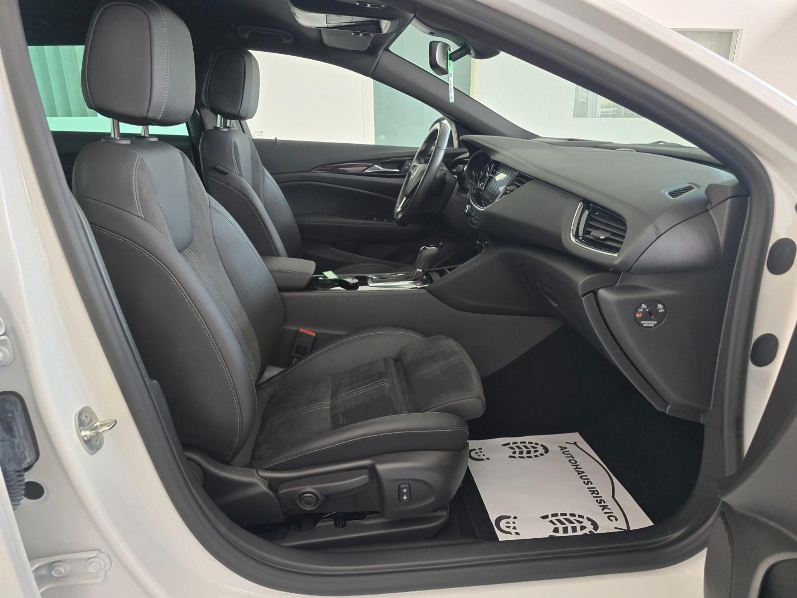 Opel Insignia B Sports Tourer Ultimate OPC-Line