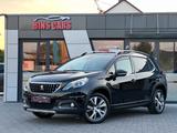 Peugeot 2008 Allure*Kamera*Leder*Panorama*Navi*2,Hand* - Peugeot 2008: Kombi