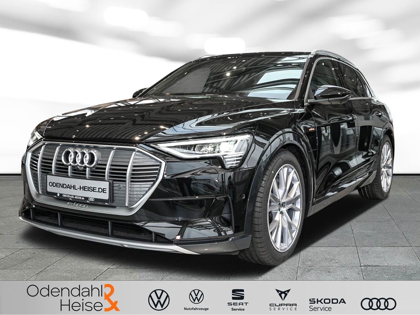 AUDI e-tron advanced 50 quattro PANO/ B&amp;O/ MATRIX/ NA