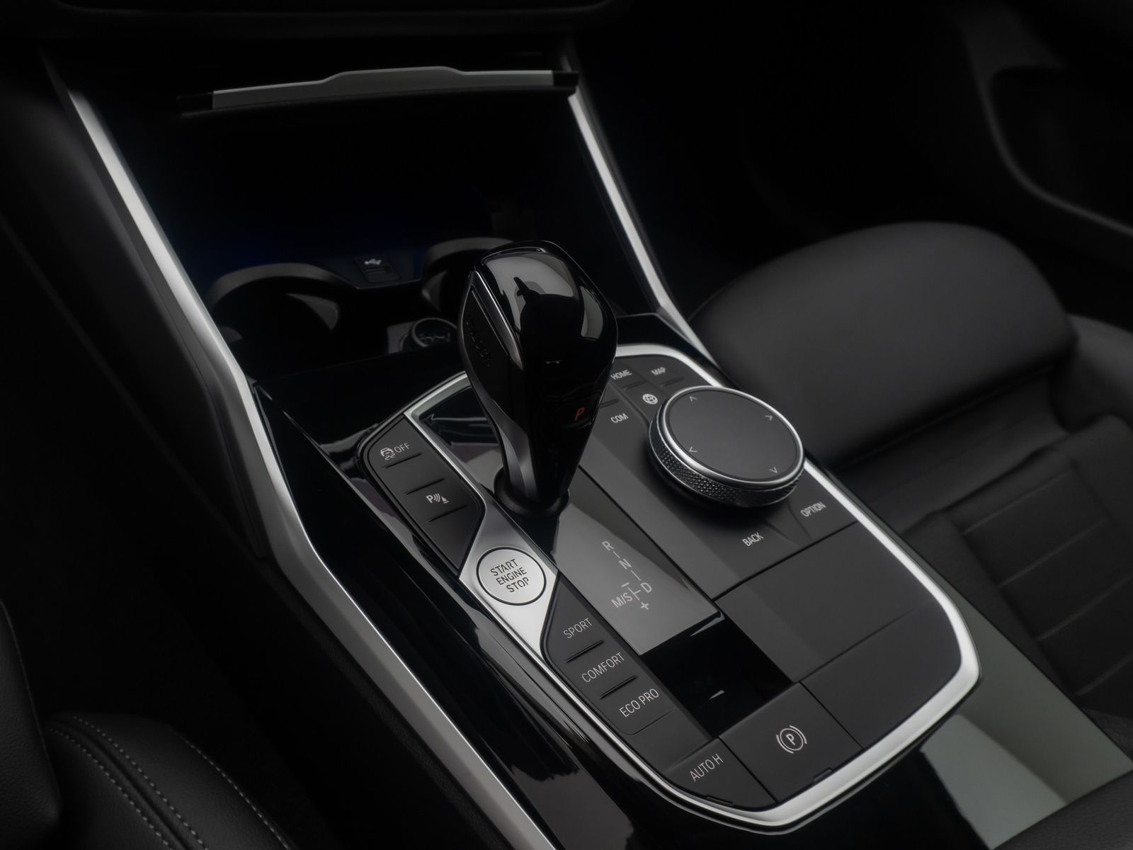 Fahrzeugabbildung BMW 420 Gran Coup&eacute; xDriv HiFi Kamera DAB Laser Sport