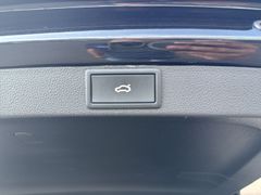 SKODA Octavia Combi 2.0 TDI RS DSG Pano Fahrass Columb SKODA Octavia Combi 2.0 TDI RS DSG Pano Fahrass Columb