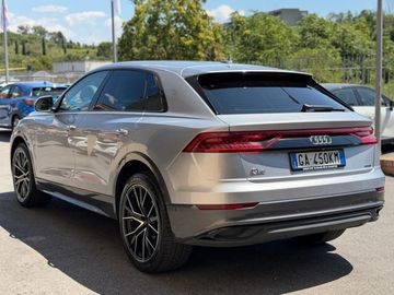 Audi Q8 - 4