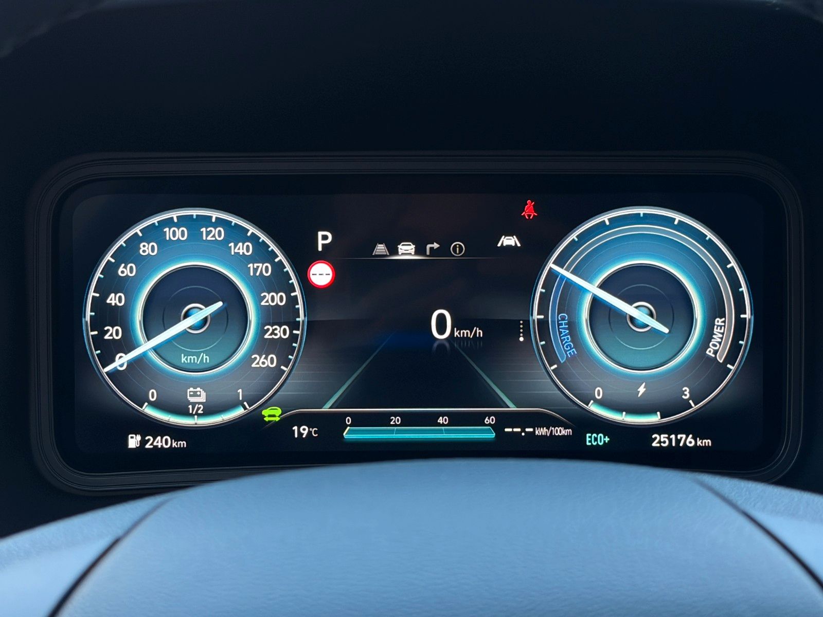 Fahrzeugabbildung Hyundai KONA E Trend SHZ LHZ ACC LKA LFA KRELL CarPlay