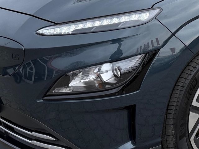 Fahrzeugabbildung Hyundai KONA Edition 30+ Elektro 2WD KLIMA+NAVI+PDC+RFK+