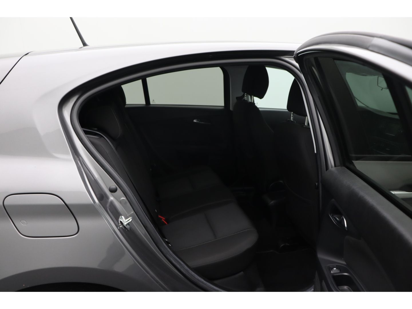 Fahrzeugabbildung Fiat Tipo 1.4 Easy Sitzheizung Navi Klimaanlage