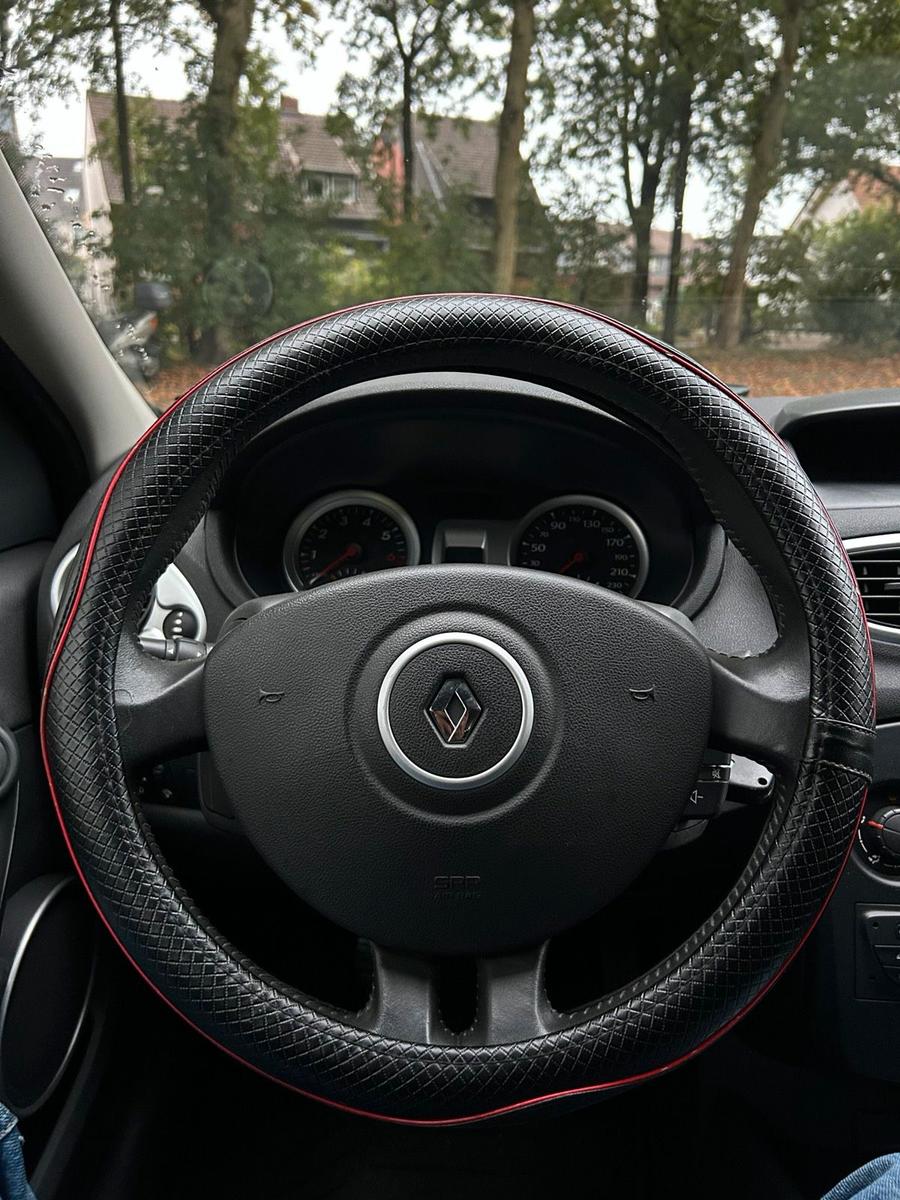 Renault Clio 2009 — photo 8