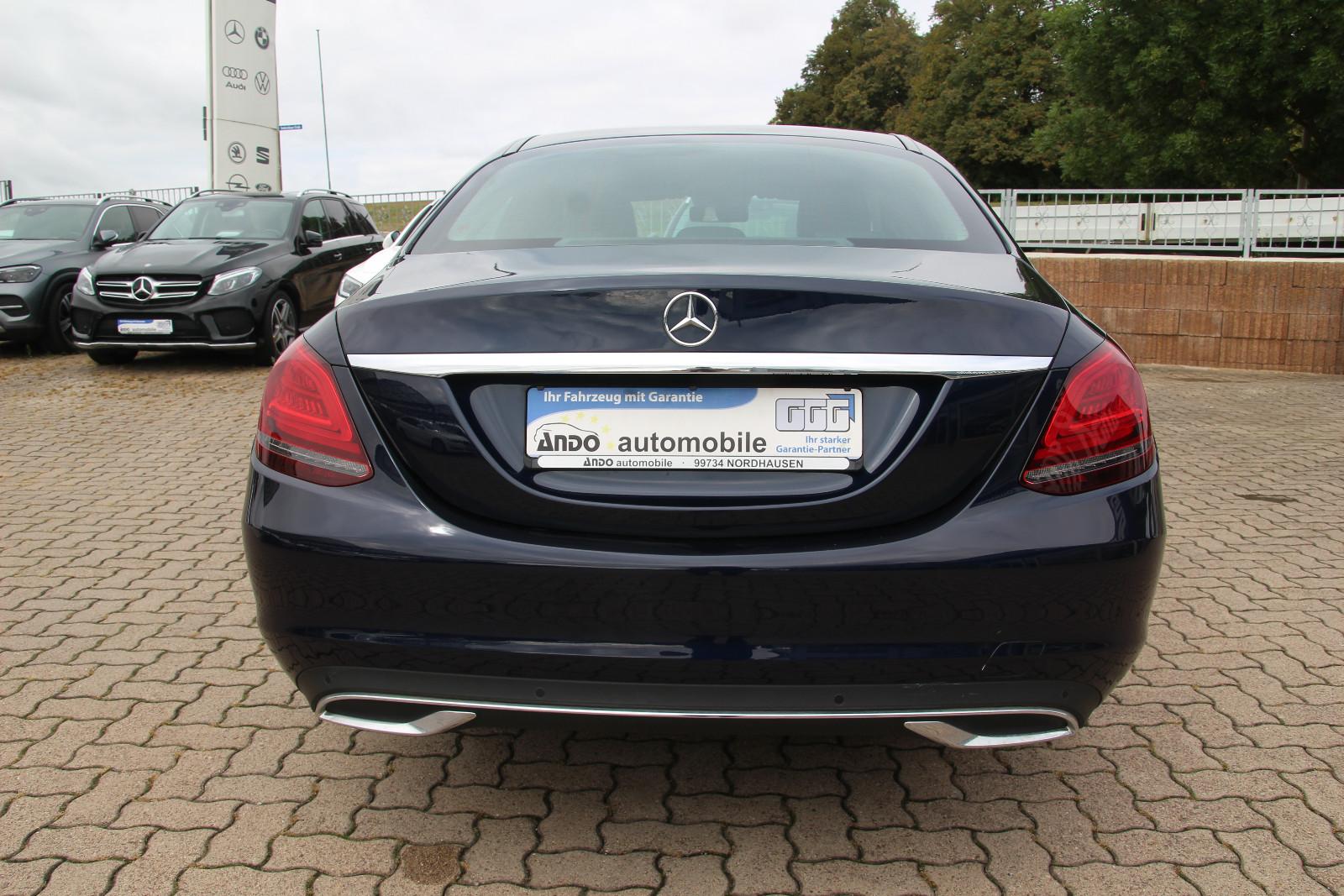 Mercedes-Benz C 180 Lim. Avantgarde LED/T-Leder/Kamera/CarPlay