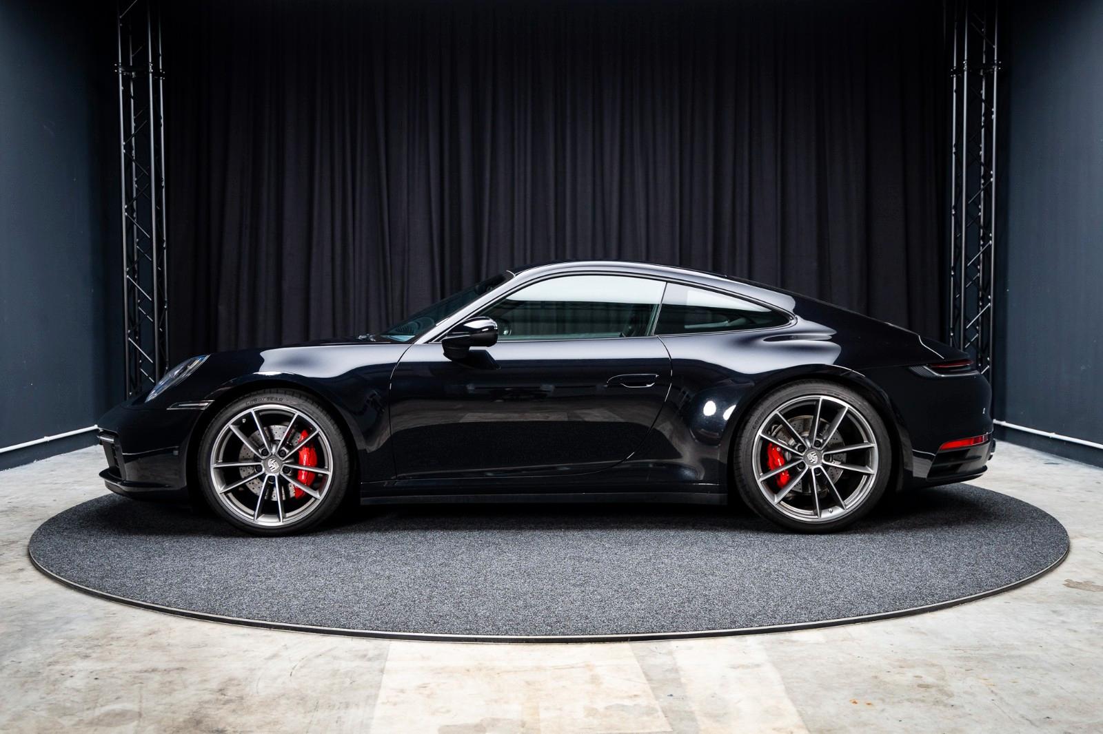 Porsche 992 Carrera S + PDK + Sport-Auspuff + BOSE