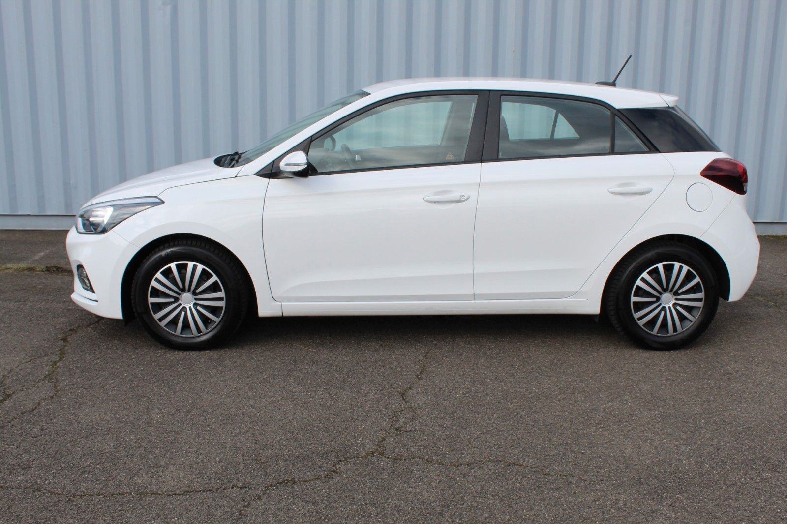 Fahrzeugabbildung Hyundai i20 Trend  Navi*Sitzh.*Kamera