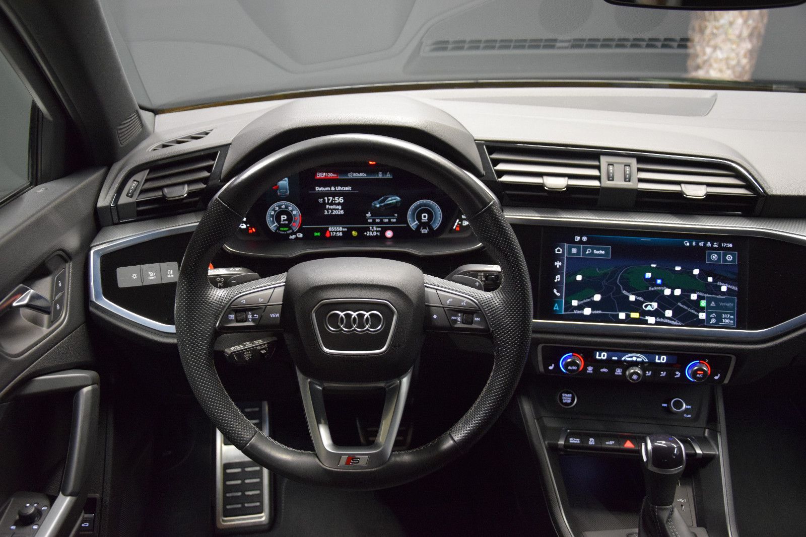 Fahrzeugabbildung Audi Q3 Sportback 45 TFSI e S line ACC Ambiente el.Hk