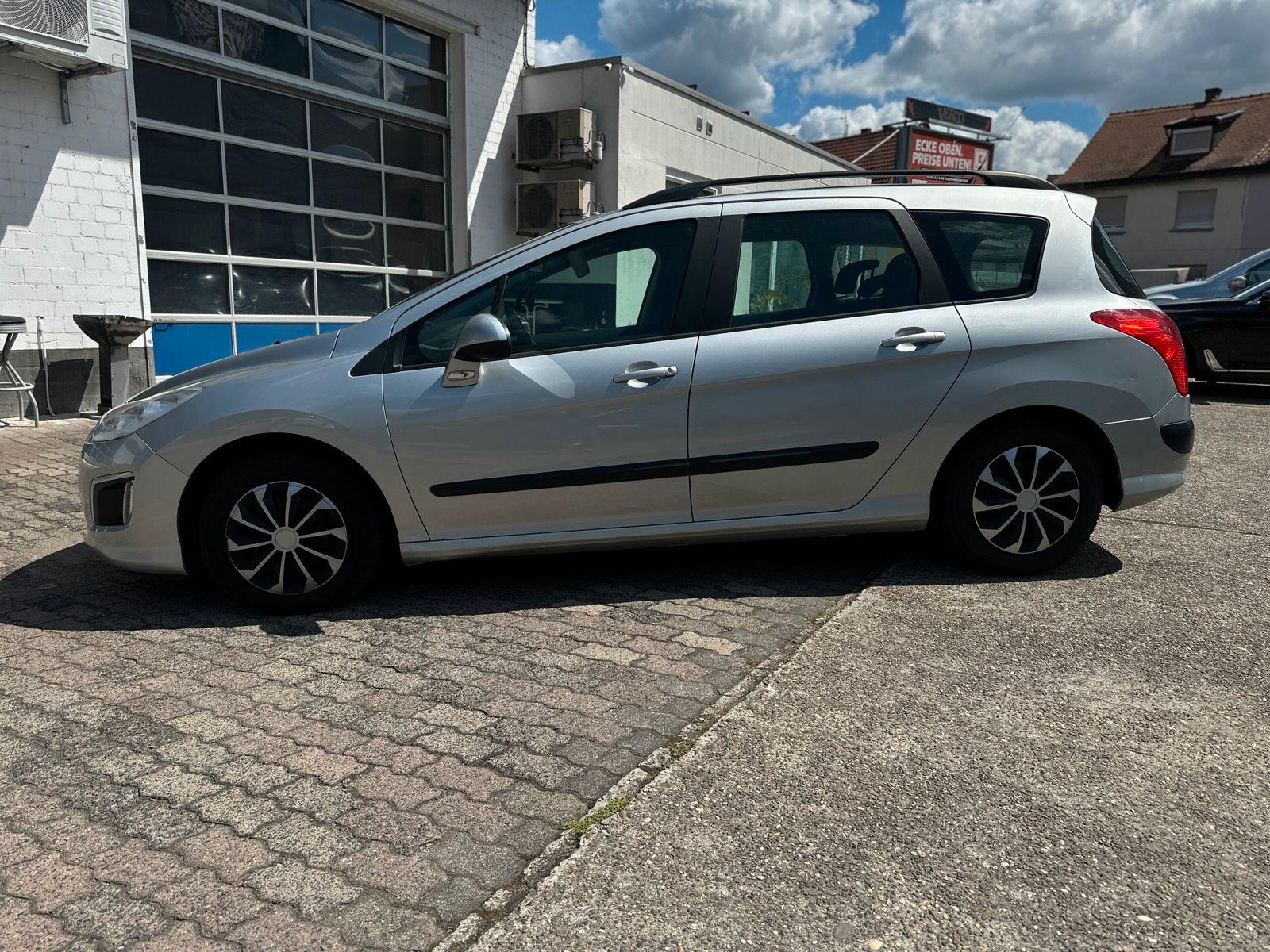 Peugeot 308 2012 — photo 8