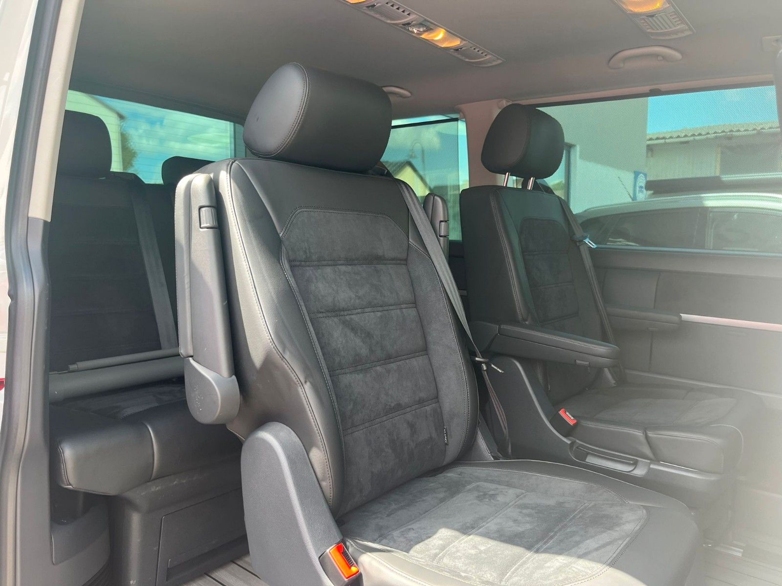 Fahrzeugabbildung Volkswagen T6 Multivan 2.0TDI 4Motion Comfortline*RFK*AHK*