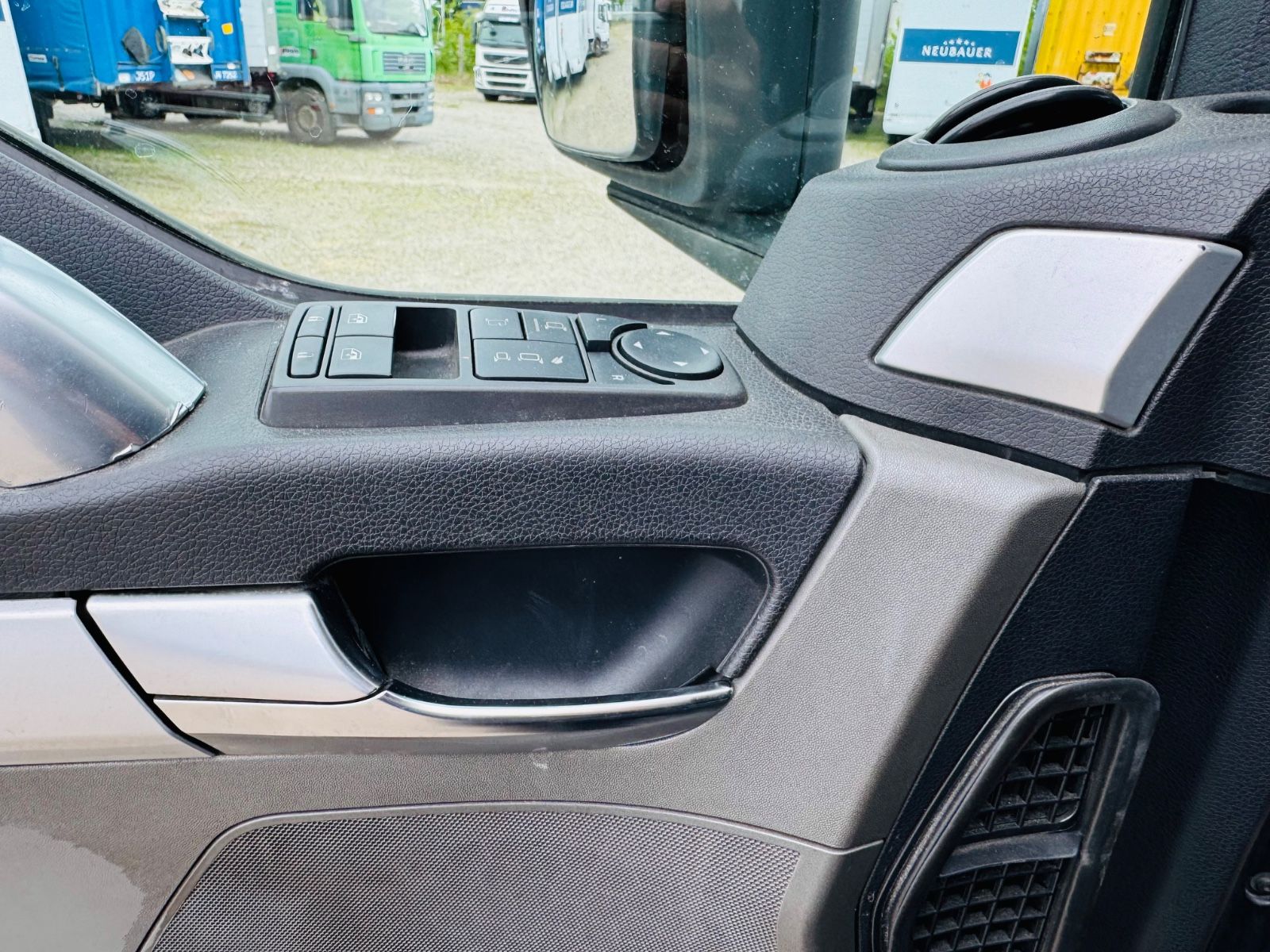 Fahrzeugabbildung MAN TGS 26.480