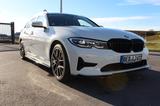 BMW 320i Touring Advantage *AHK *LED *2.Hand - BMW 320 von privat