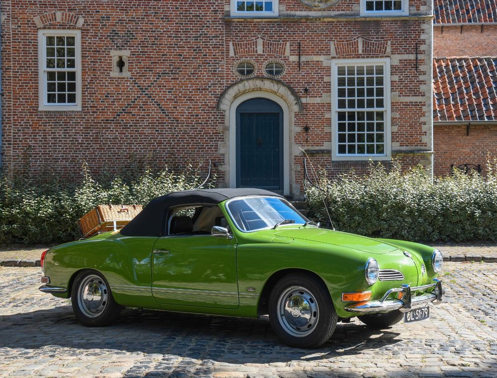 Volkswagen Karmann Ghia