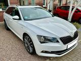 Skoda Superb 2.0 TDI SCR 140kW DSG L&K Combi - Skoda Superb: 140