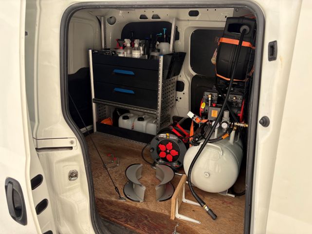 Fahrzeugabbildung Opel Combo D ecoFlex Kasten L1H1 AHK+Klima+Allwetter