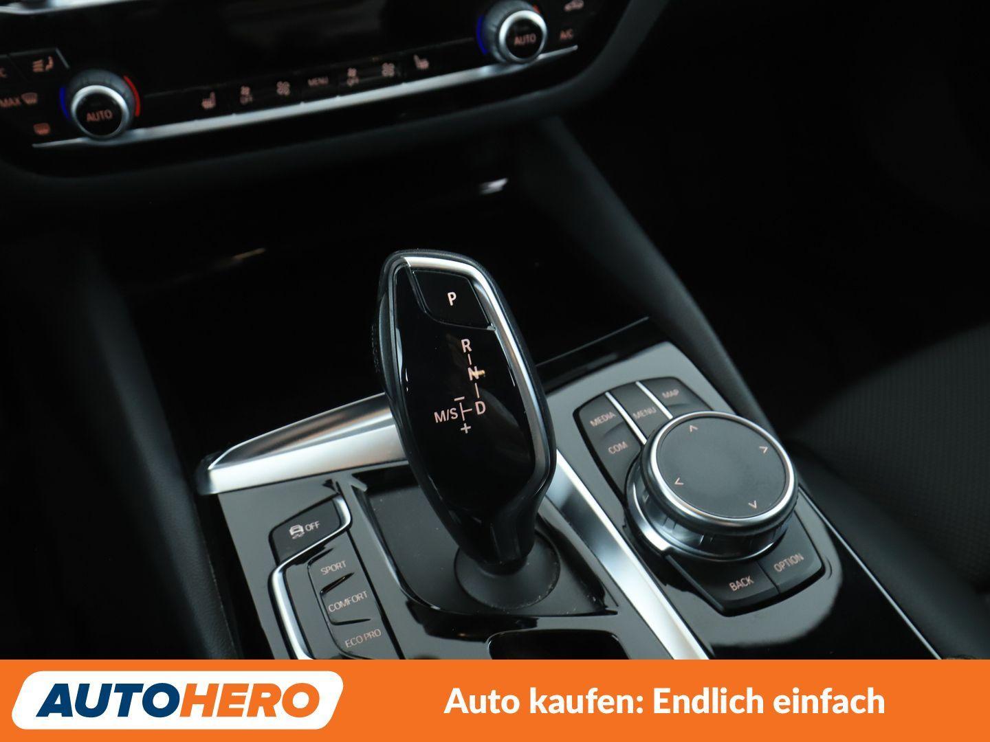 BMW 520i Sport Line Aut.*NAVI*CAM*TEMPO*SHZ*ALU*