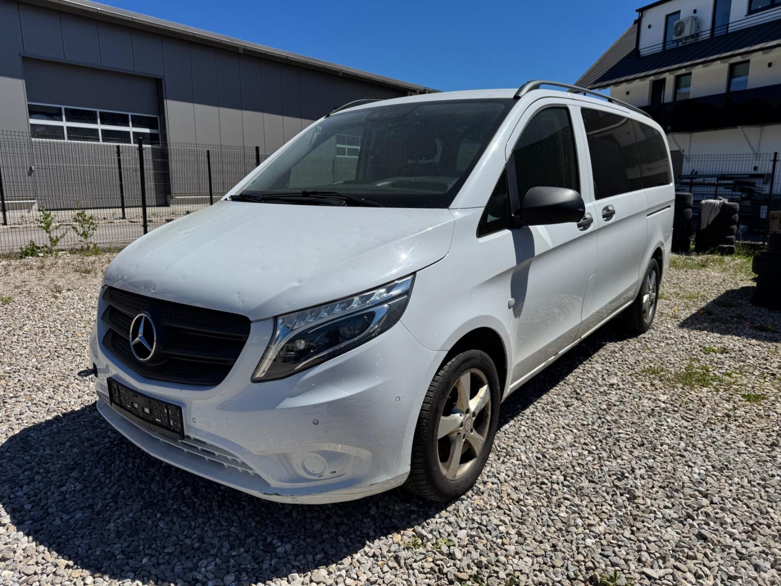 Mercedes-Benz Vito Tourer 116 CDI 4 Motion LED-Xenon|Panorama