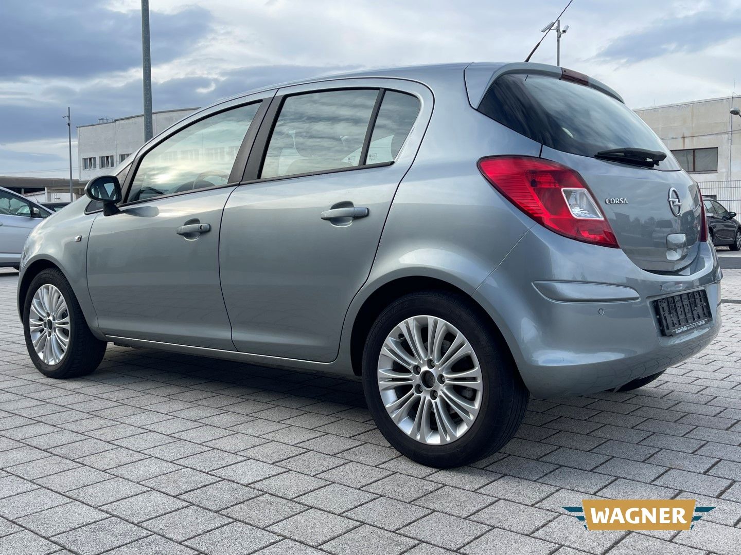 Fahrzeugabbildung Opel Corsa D Innovation Sitzheizung Klimaautomatik