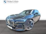 BMW M760e xDrive Limousine B&W Surround Fond-Enterta - gebrauchte BMW M760 aus dem Jahr 2024